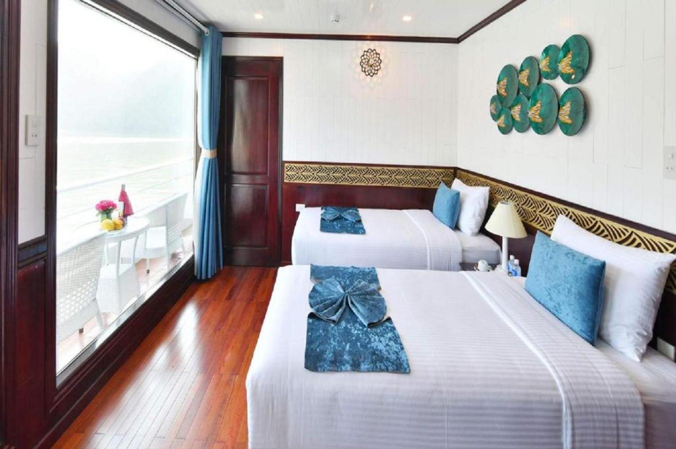 Halong Sapphire Cruises Hotel Ха Лонг Екстериор снимка