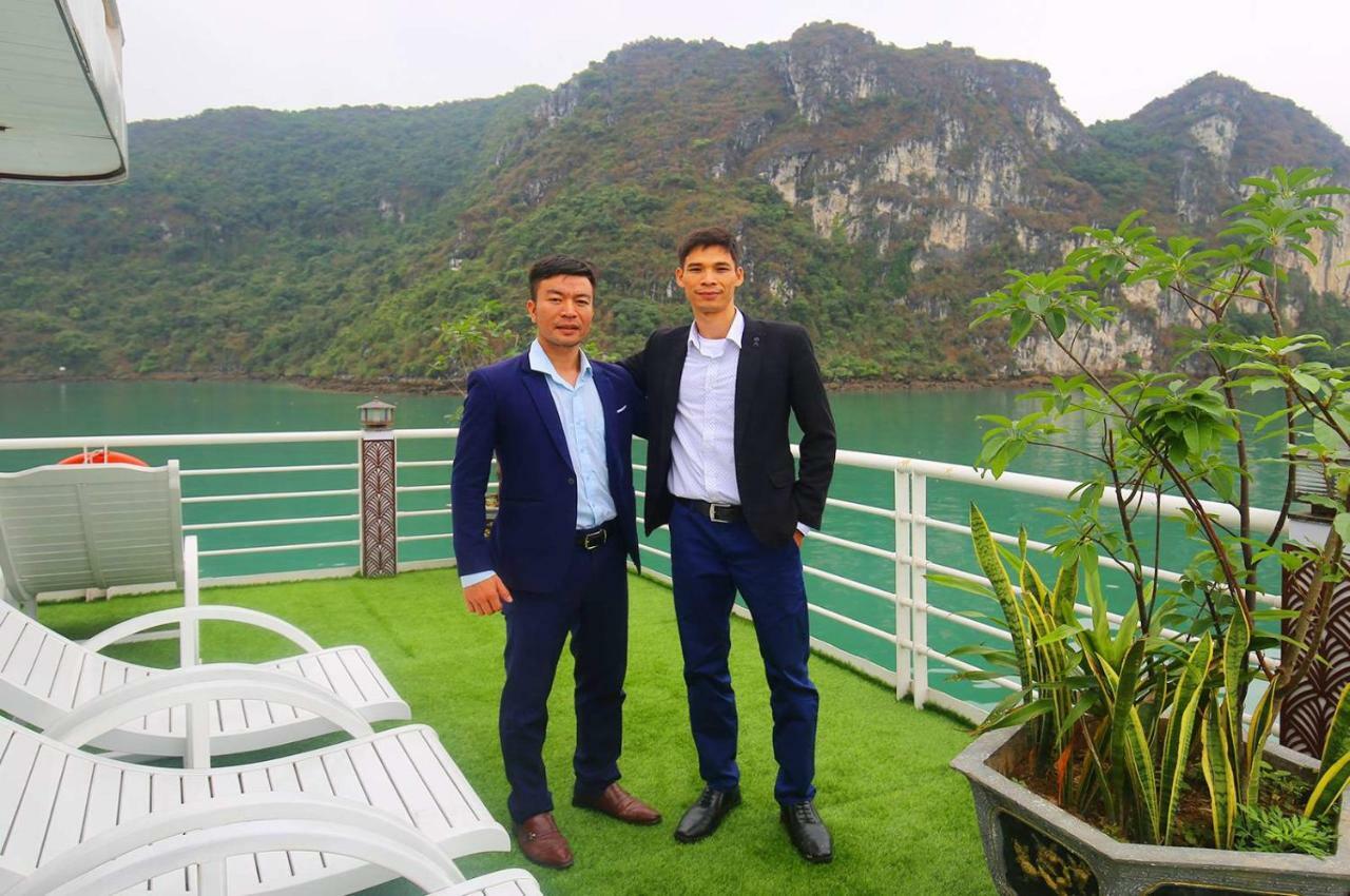 Halong Sapphire Cruises Hotel Ха Лонг Екстериор снимка