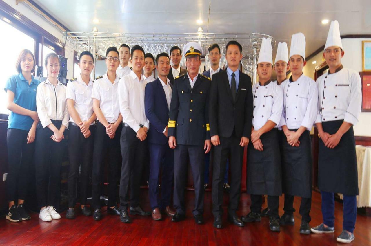 Halong Sapphire Cruises Hotel Ха Лонг Екстериор снимка